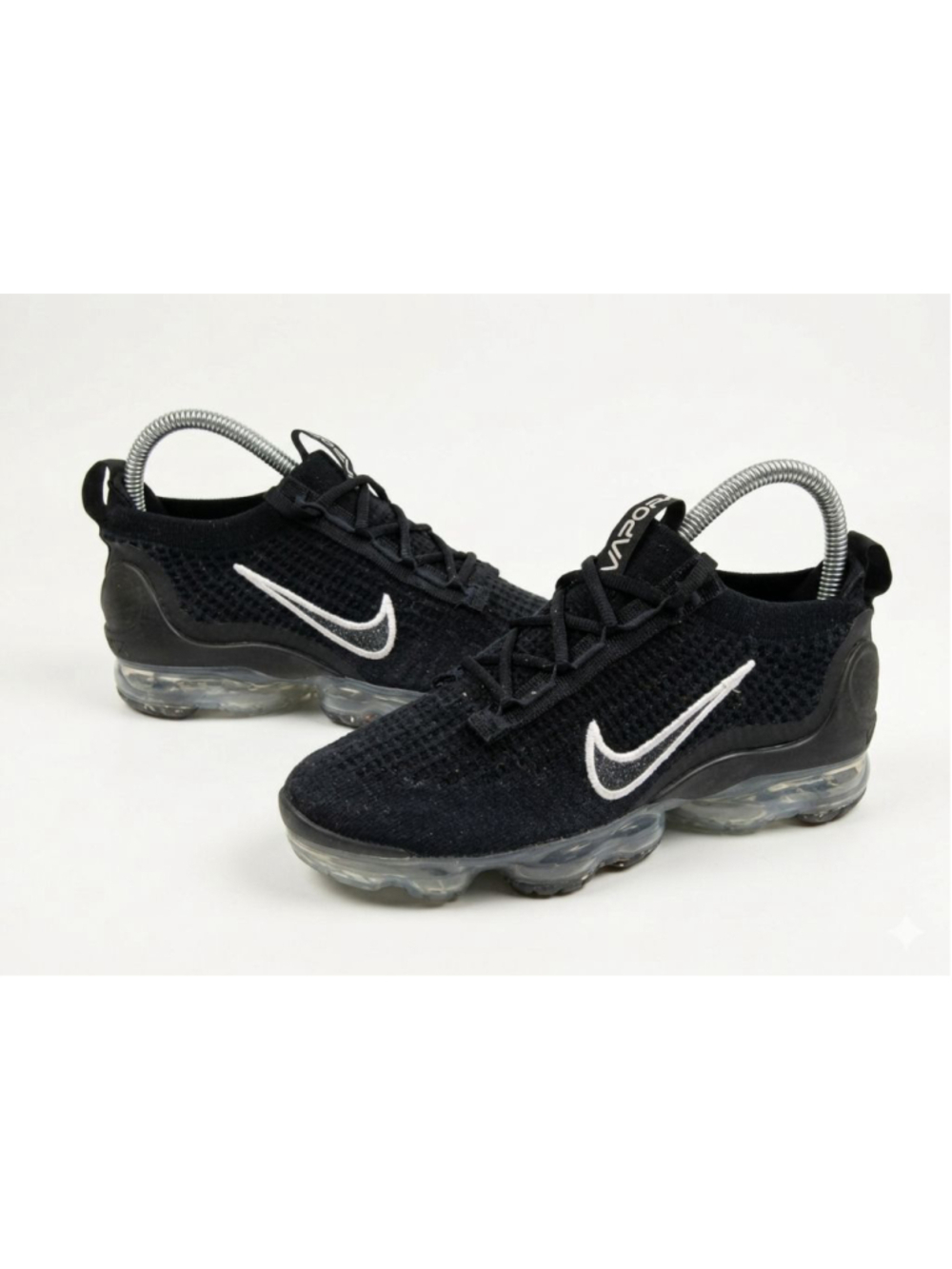 Nike Air VaporMax Flyknit 2021
DC4112-002 Women's US 6 Black - Picture 2 of 5